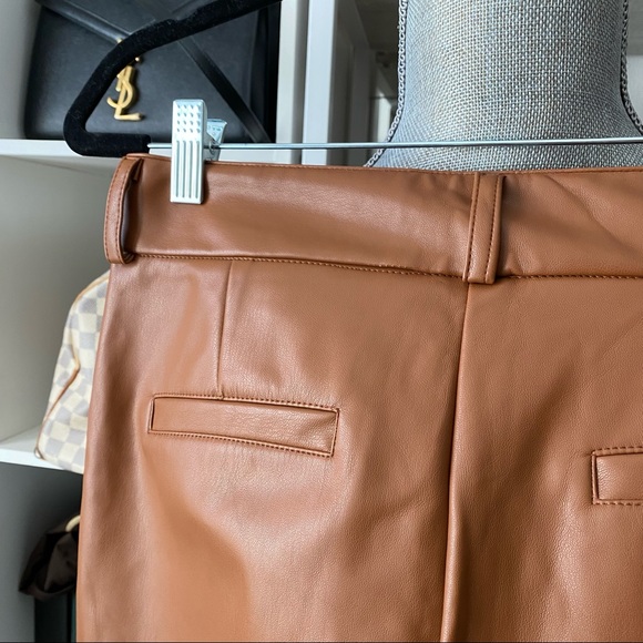 Camel faux leather pants - Picture 9 of 12
